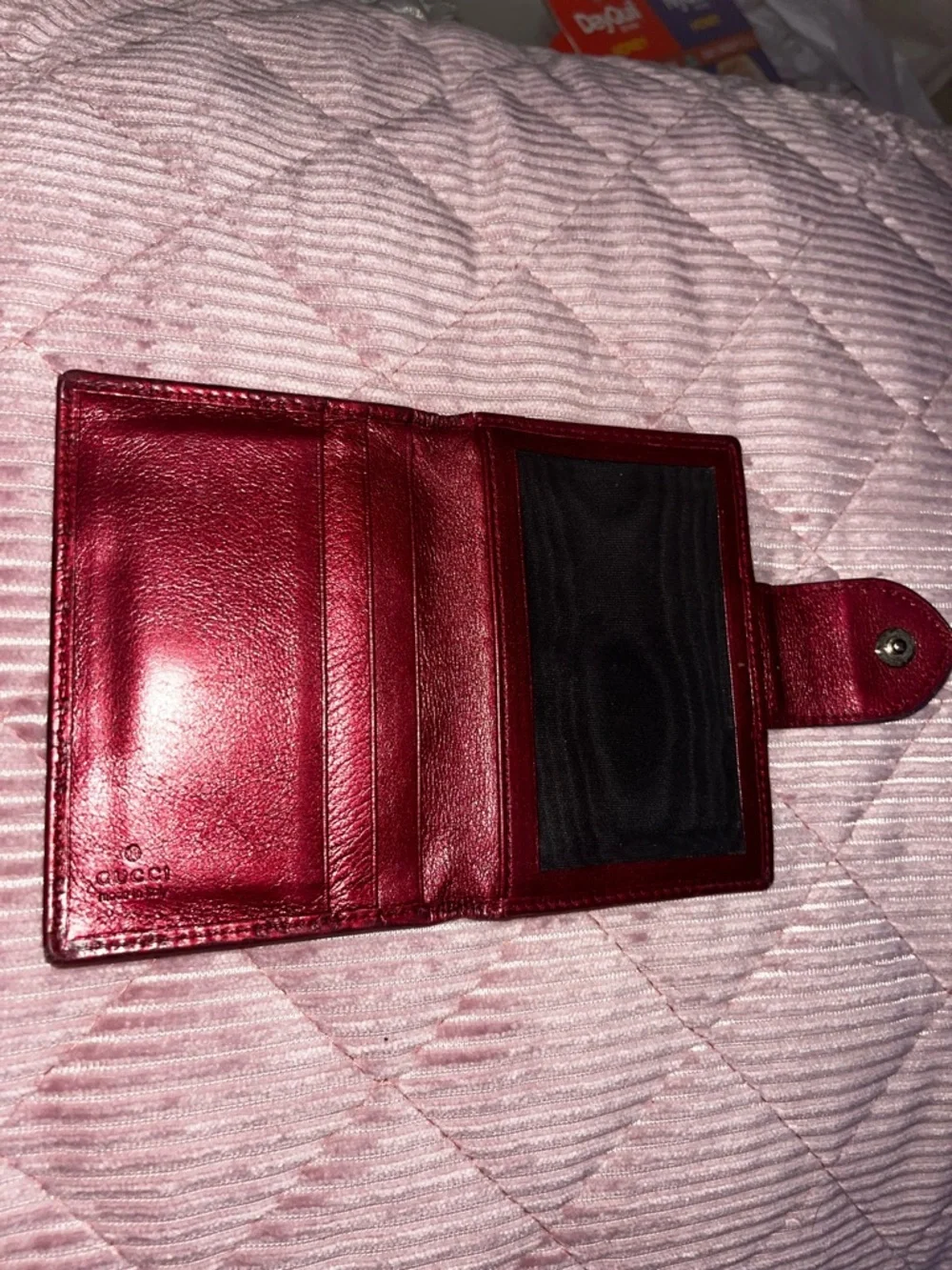Gucci Burgundy Leather GG Heart Snap Card Holder & wallet with Monogram & heart - Picture 2 of 14